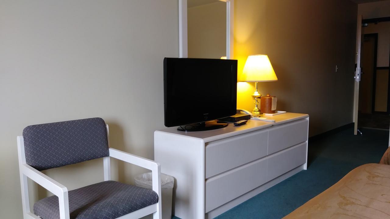George Mountain View Hotel & Resto Merritt Εξωτερικό φωτογραφία