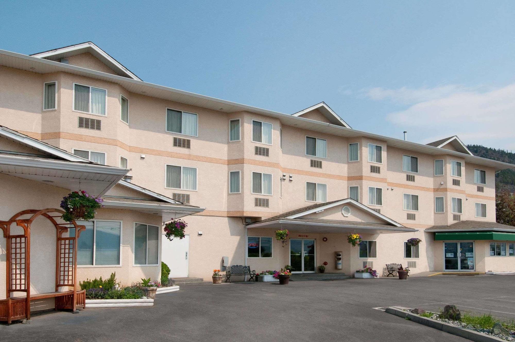George Mountain View Hotel & Resto Merritt Εξωτερικό φωτογραφία