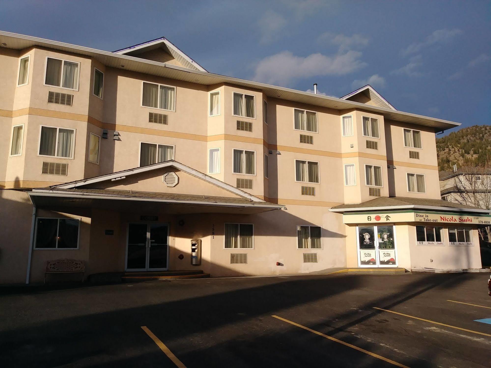 George Mountain View Hotel & Resto Merritt Εξωτερικό φωτογραφία