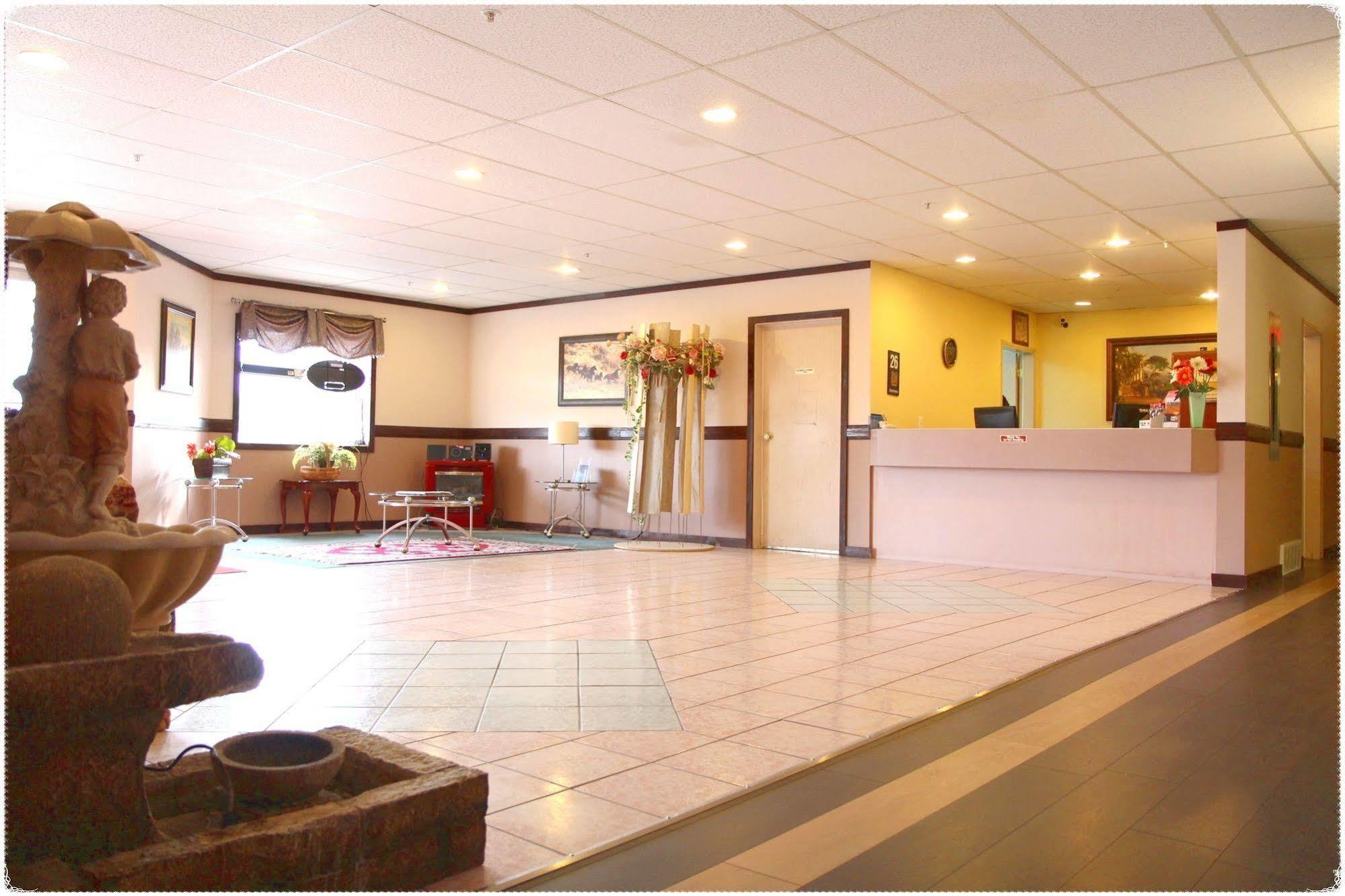 George Mountain View Hotel & Resto Merritt Εξωτερικό φωτογραφία